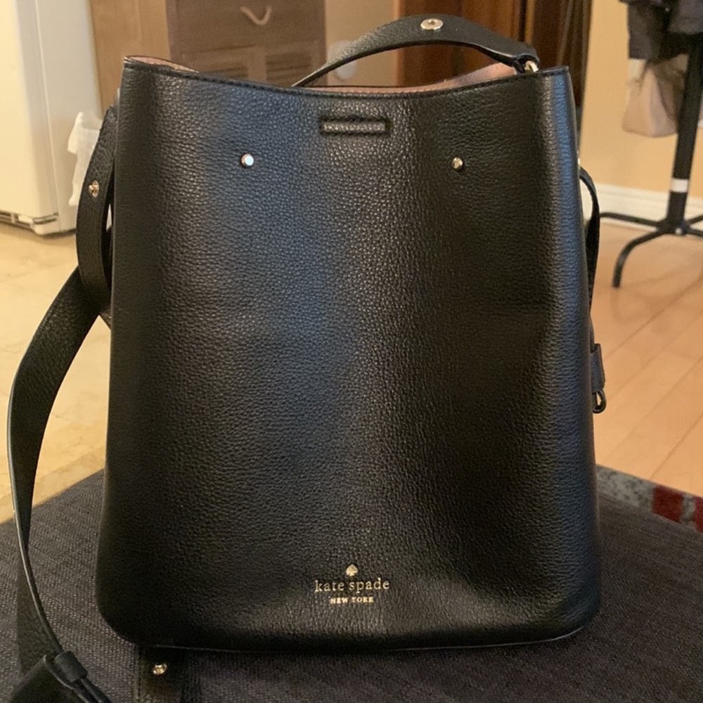Kate spade bucket bag crossbody ♠️